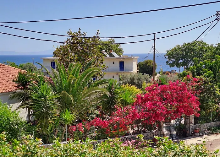 Nick\'S Beach House